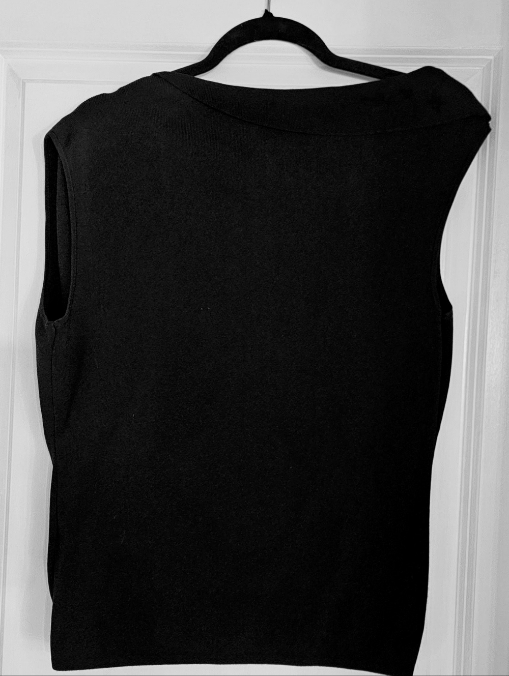 Reiss Women’s Black Off-Shoulder Sleek Asymmetric Top Size L Great Condition - Picture 3 of 6